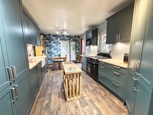 Photo 14- click for photo gallery